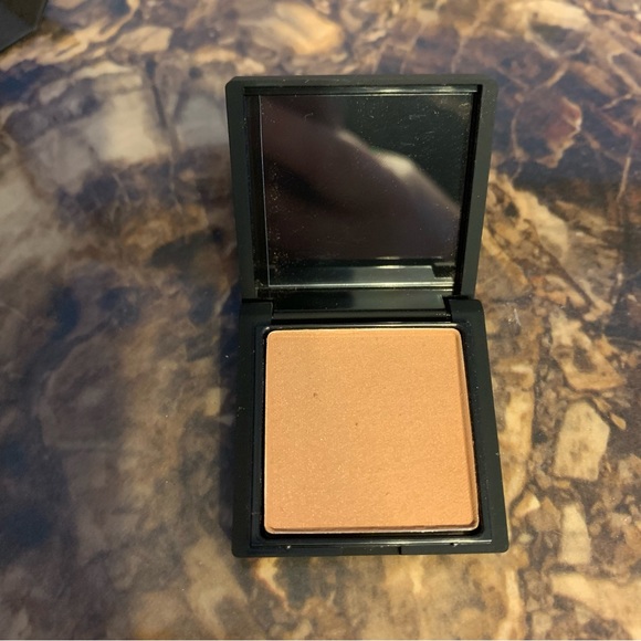 Nars Laguna Bronzer Mini Travel Size - Picture 3 of 15
